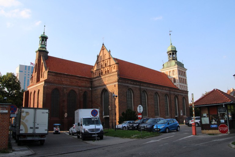 Brigittenkirche-Bernsteinaltar-4.jpg