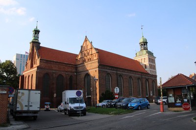 Brigittenkirche-Bernsteinaltar-4.jpg